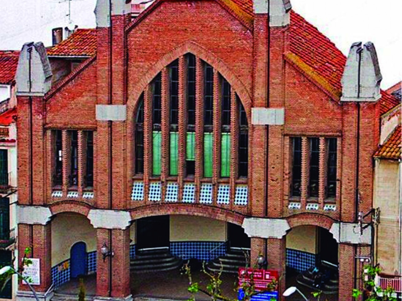 Mercat d'Arenys 1928 - 2020