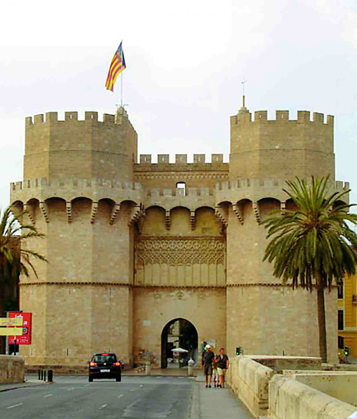 PORTA DE SERRANS